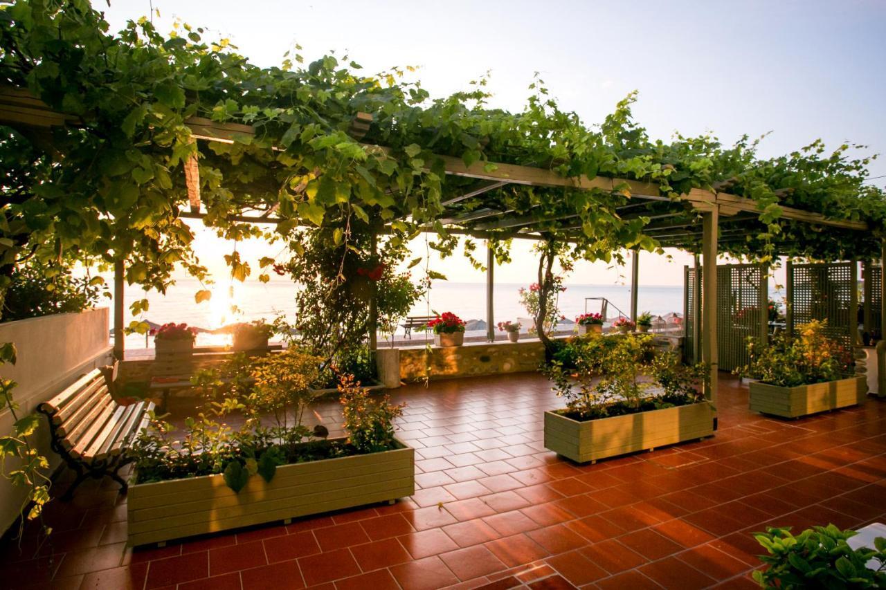 Kenta Beach Hotel Agios Ioannis  외부 사진